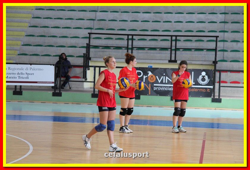 150614 volley 287_tn.jpg